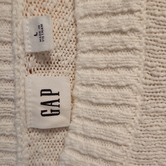 GAP $12 - Picture 4 of 7